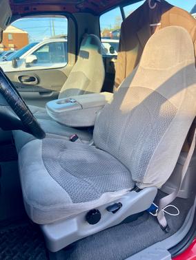 1999 Ford F-150 Base