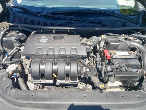Gray 2014 Nissan Sentra SV