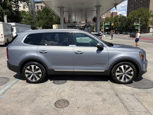 Gray 2020 Kia Telluride S