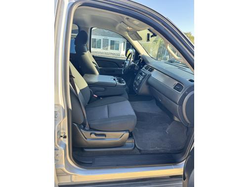 2010 Chevrolet Suburban 1500 LS