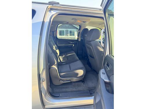 2010 Chevrolet Suburban 1500 LS