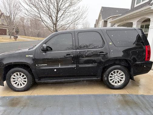 2008 GMC Yukon Hybrid Base