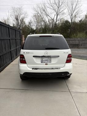 White 2008 Mercedes-Benz M-Class ML320 CDI 4MATIC