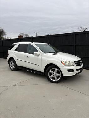 White 2008 Mercedes-Benz M-Class ML320 CDI 4MATIC