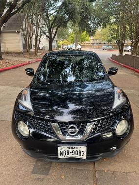 Black 2016 Nissan Juke S