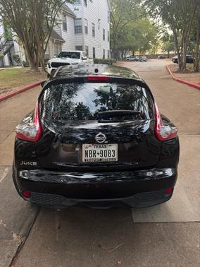 Black 2016 Nissan Juke S