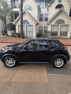 Black 2016 Nissan Juke S