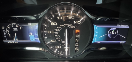 Brown 2013 Lincoln MKX Base