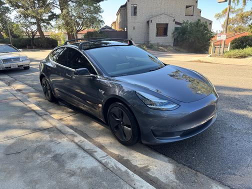 2019 Tesla Model 3 Standard Range Plus