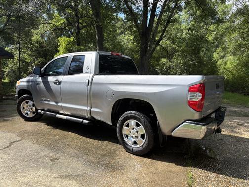 Silver 2015 Toyota Tundra SR5