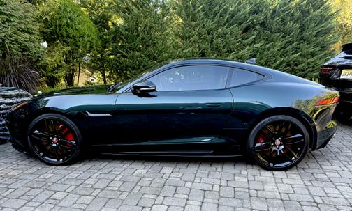 2017 Jaguar F-TYPE R