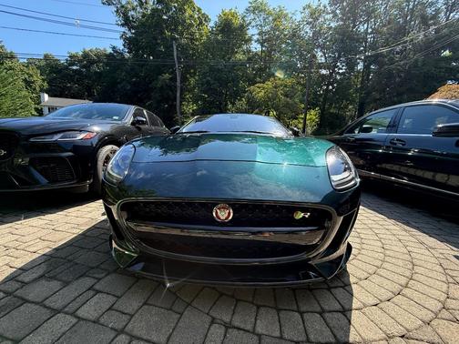 Green 2017 Jaguar F-TYPE R