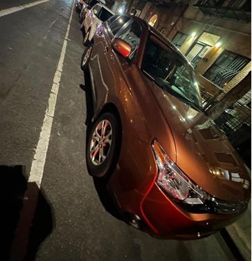 Orange 2014 Mitsubishi Outlander GT
