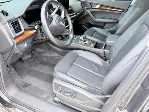 Gray 2018 Audi Q5 2.0T Premium Plus