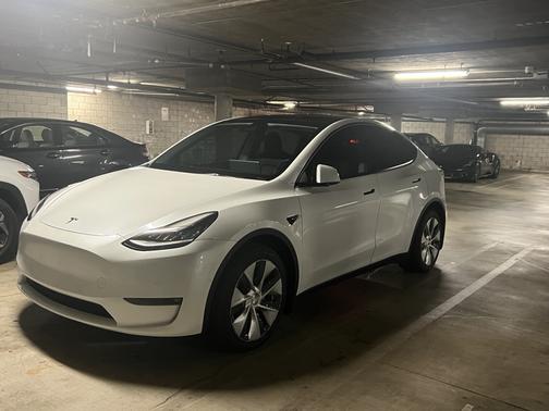2022 Tesla Model Y Long Range