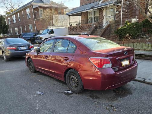 2014 Subaru Impreza 2.0i