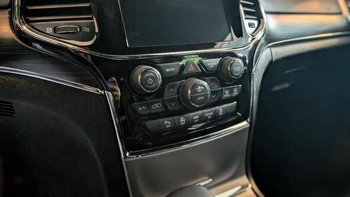 Black 2019 Jeep Grand Cherokee Limited