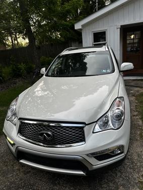 2016 INFINITI QX50 Base