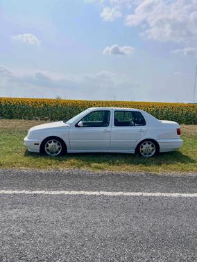 White 1997 Volkswagen Jetta GLS