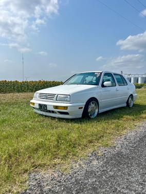 White 1997 Volkswagen Jetta GLS