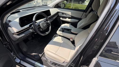 Black 2024 Nissan ARIYA EVOLVE+ e-4ORCE AWD