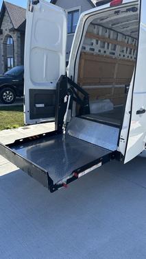 2019 Nissan NV Cargo NV2500 HD SV V8