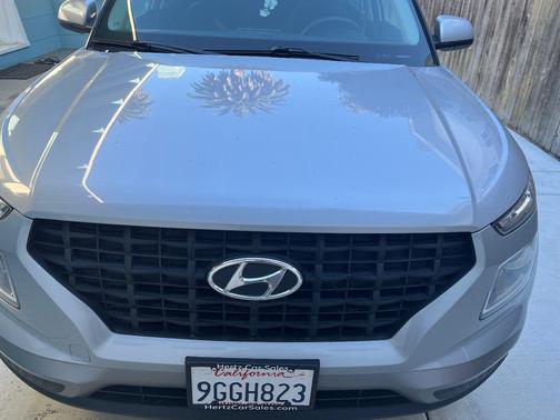 2021 Hyundai VENUE SE