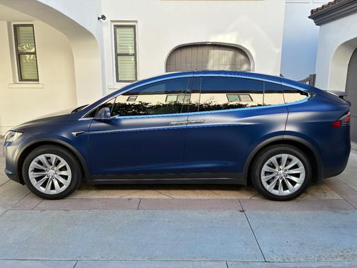 2018 Tesla Model X 75D