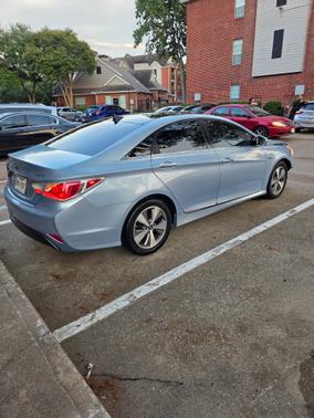 2011 Hyundai SONATA Hybrid Base