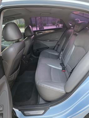 2011 Hyundai SONATA Hybrid Base