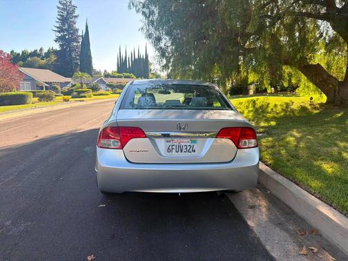 Silver 2009 Honda Civic LX