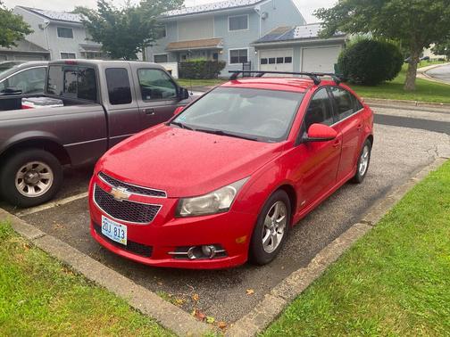 Red 2012 Chevrolet Cruze LT