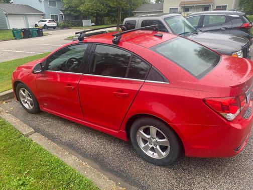 Red 2012 Chevrolet Cruze LT