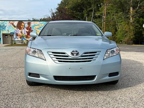 Blue 2009 Toyota Camry LE