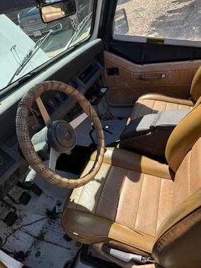 White 1992 Jeep Wrangler S
