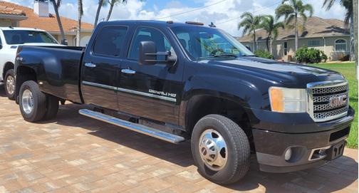 2014 GMC Sierra 3500 Denali