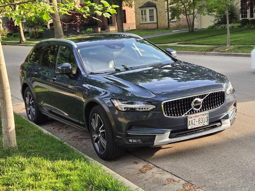 Blue 2018 Volvo V90 Cross Country T6