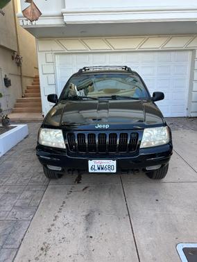 Black 2000 Jeep Grand Cherokee Limited 4WD