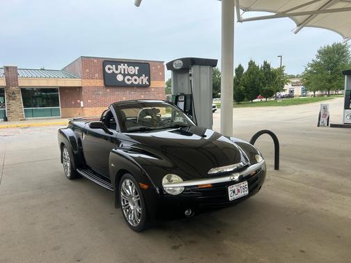 2003 Chevrolet SSR Base