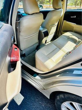 Beige 2014 Toyota Camry XLE