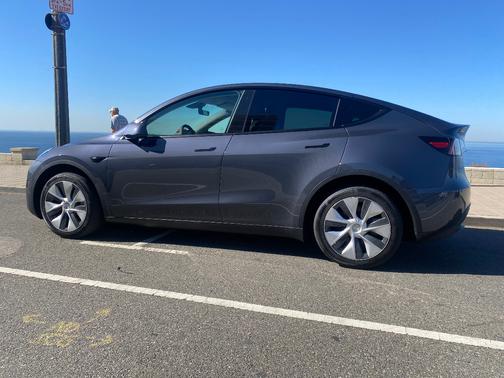 Gray 2023 Tesla Model Y Long Range