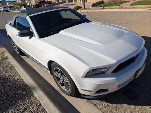 2012 Ford Mustang V6