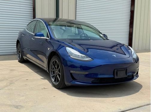 2019 Tesla Model 3 Standard Range Plus