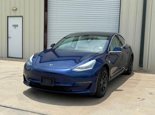 2019 Tesla Model 3 Standard Range Plus