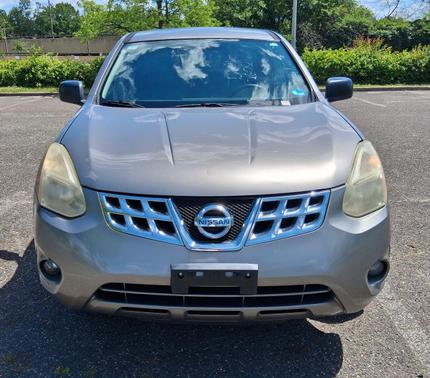 Beige 2012 Nissan Rogue S