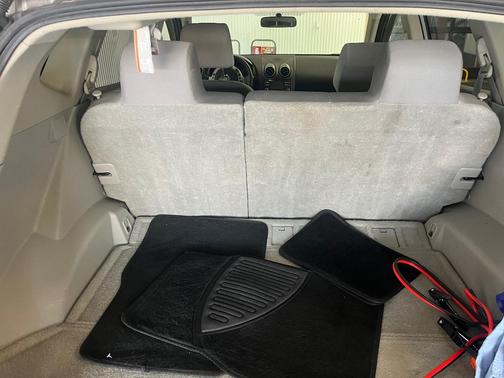 Beige 2012 Nissan Rogue S