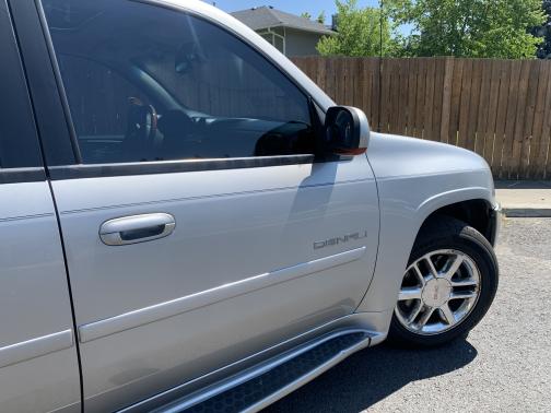 2006 GMC Envoy XL Denali