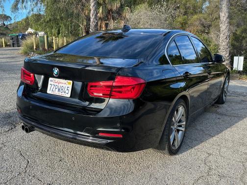 2017 BMW 330 i