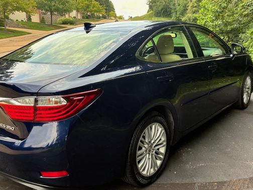 2015 Lexus ES 350 Base