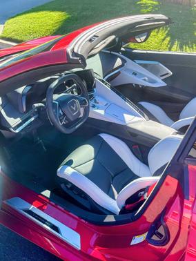 Red 2022 Chevrolet Corvette Stingray w/2LT
